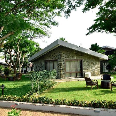 Caves County Resort Malegaon Exterior photo