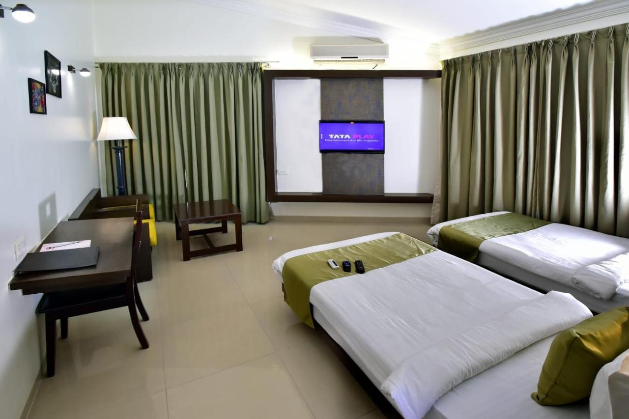 Caves County Resort Malegaon Exterior photo